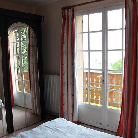 Holiday Home Maison De La Litiere Pugny-Chatenod Zimmer foto